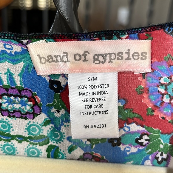 Band of Gypsies Lightweight Polyester Kimono-like Cardigan - Picture 2 of 4